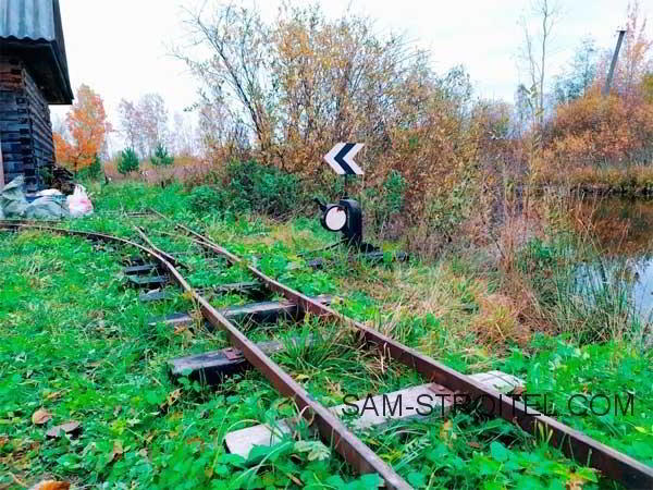 Самодельный паровоз и железная дорога