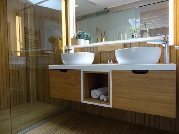 Стильный дизайн маленькой ванной комнаты: варианты и примеры