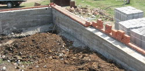 Этапы строительства частного дома: от возведения стен, до инженерных коммуникаций