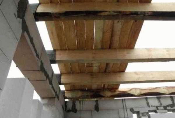 Как подшивать потолок досками - Строим баню или сауну