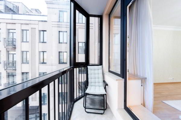 Застекление балкона и лоджии: обзор современных технологий